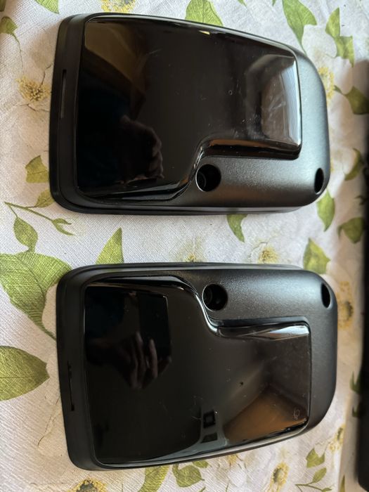 IVECO - Lampka dachowa obrysowa atrapa lewa i prawa