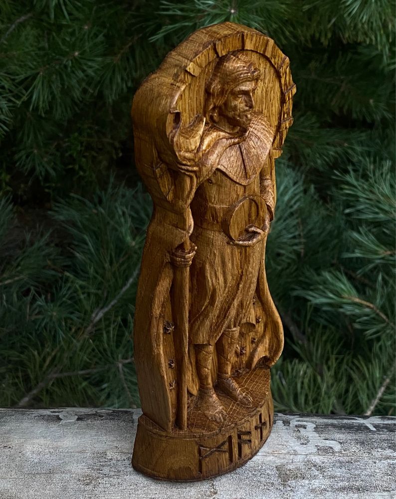 Статуетка з дерева- бог Мані