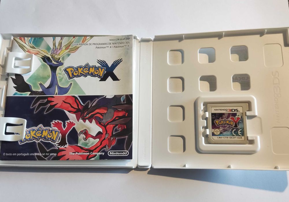 Pokémon Y jogo completo + manual