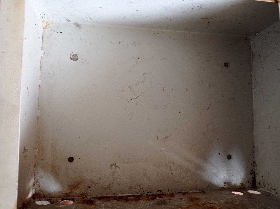 Антивандальні ящики БК-400 з замком