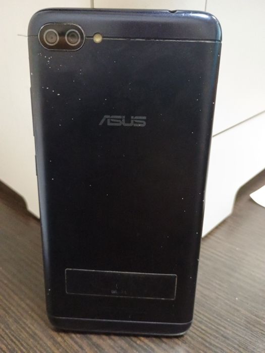 ASUS ZenFone4 ZC554KL повний комплект 1300 грн (САМОВИВІЗ)