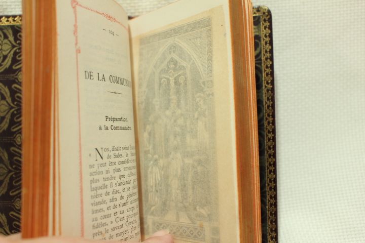 Missal Antigo Capa em pele e Prata L' Ame Croyante 1900
