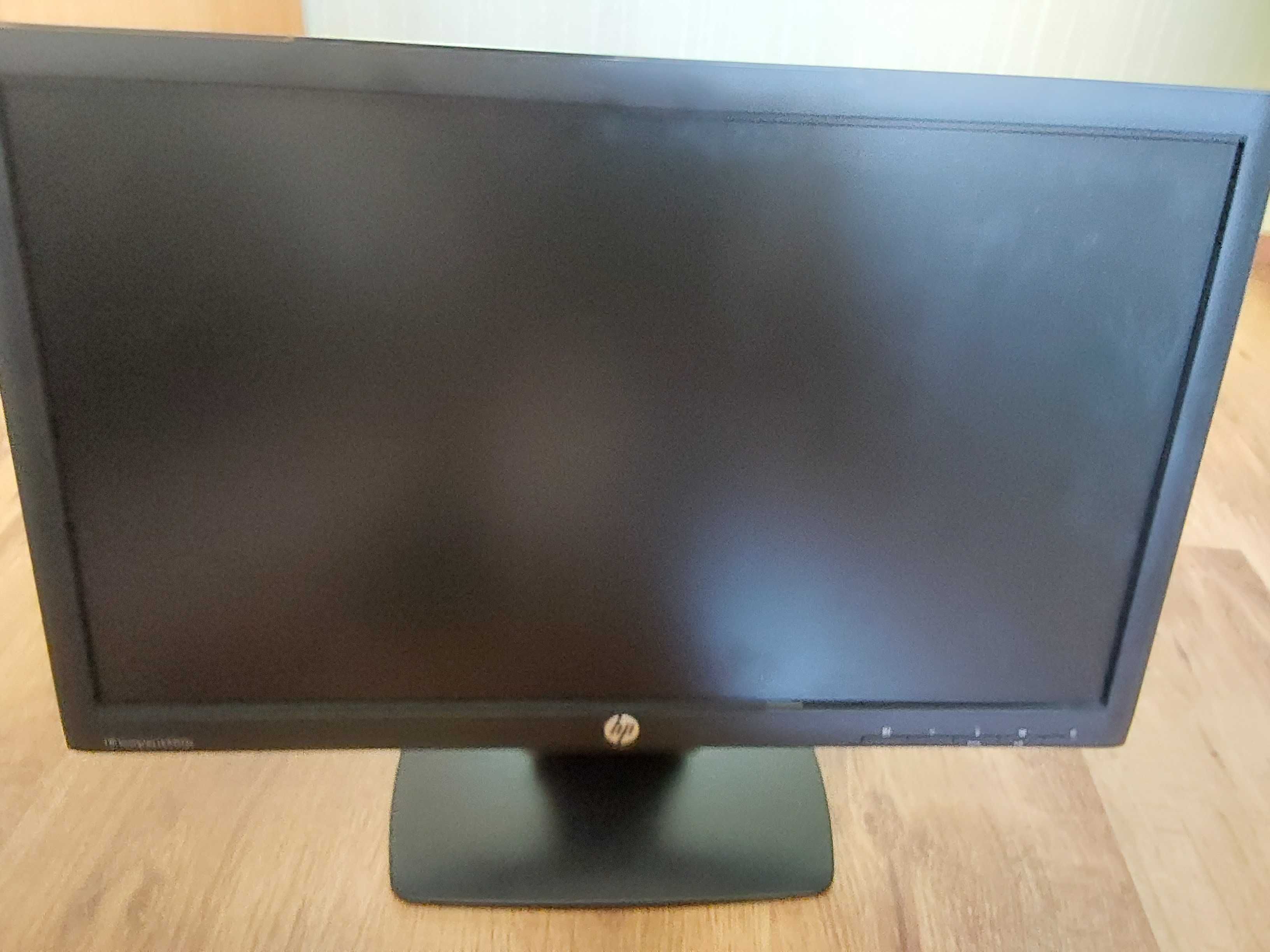 Монитор HP LE2202X