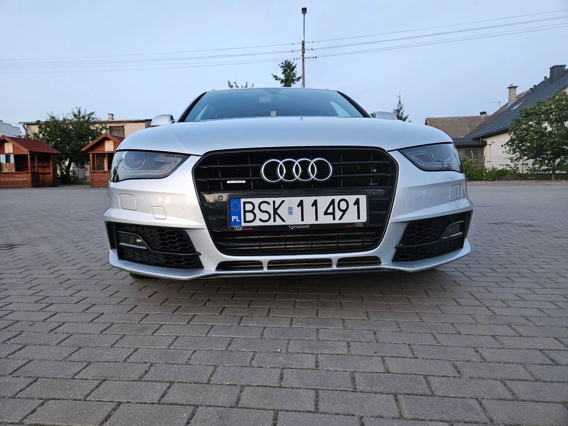 Audi A4 Audi A4 Avant 3.0 TDI DPF quattro S tronic S line