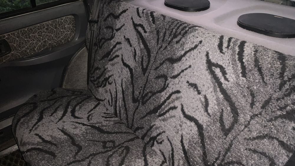 ЗАЗ 1103 Славута/2003 рік/Карб/Газ-Бензин, 1.2 л./Переоформляється