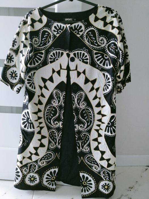 Кардіган, плащ, піджак