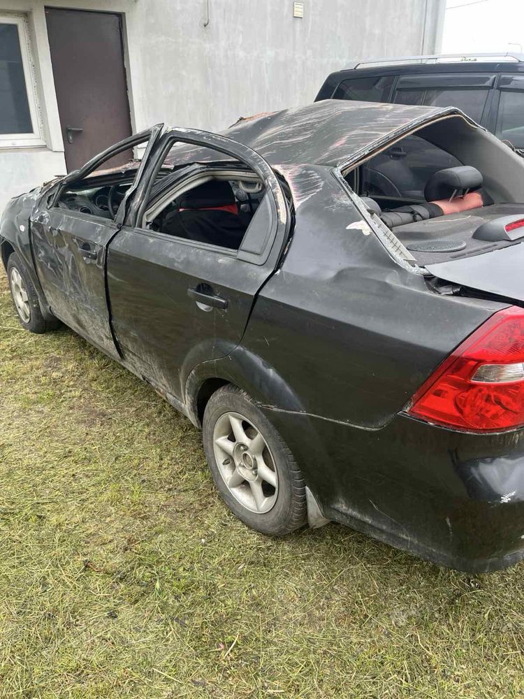 Автомобіль Chevrolet aveo