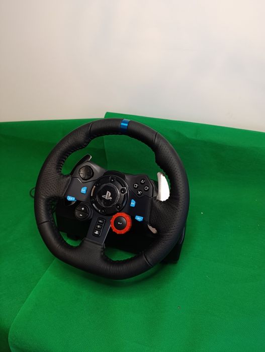 Volante G29, pedais e auscultadores Logitech (3 anos garantia)