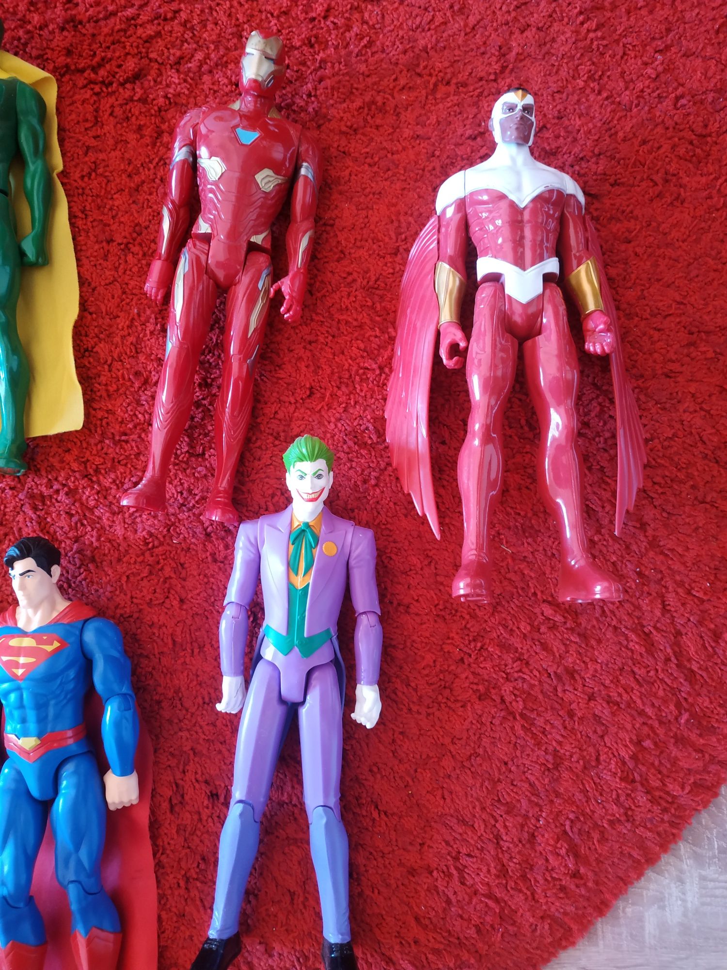Bonecos super heróis