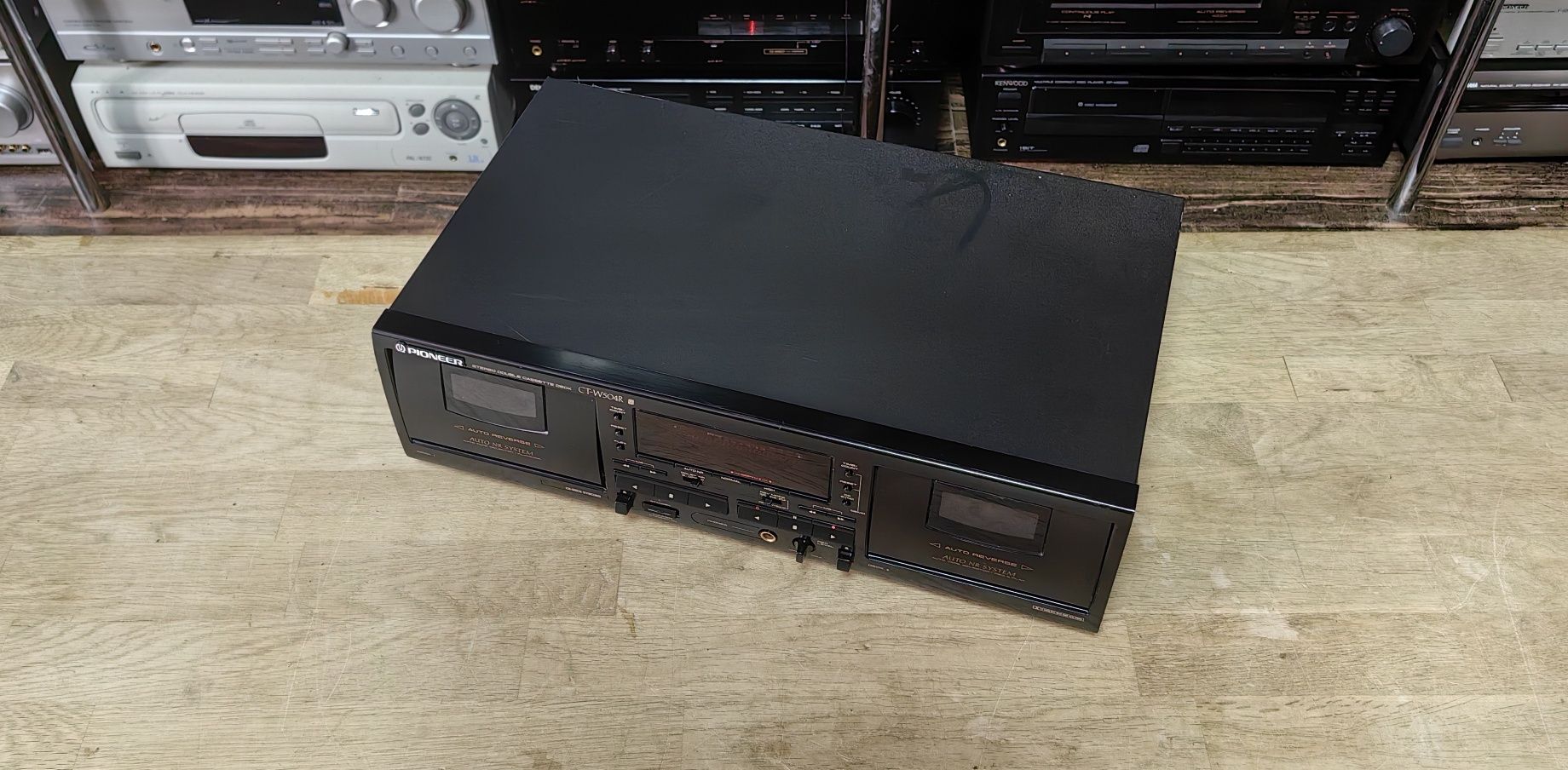 Касетний програвач Pioneer CT-W504