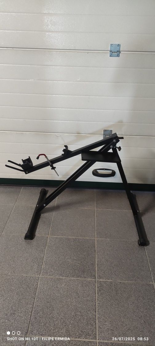 Suporte de bicicleta para manutenção