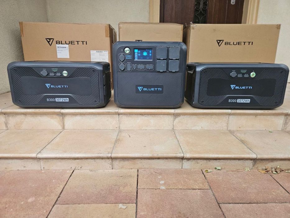 Зарядна станція BLUETTI AC200MAX 2048Wh + 2 батареї B300 по 3072Wh