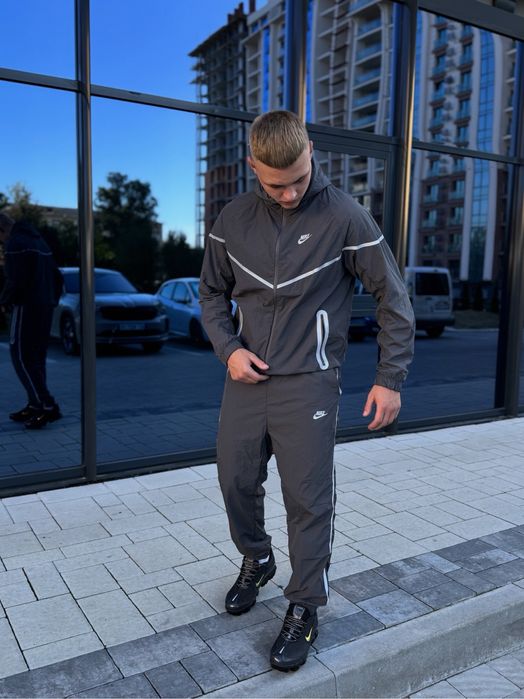 Костюм Nike Teech Fleece нейлоновий