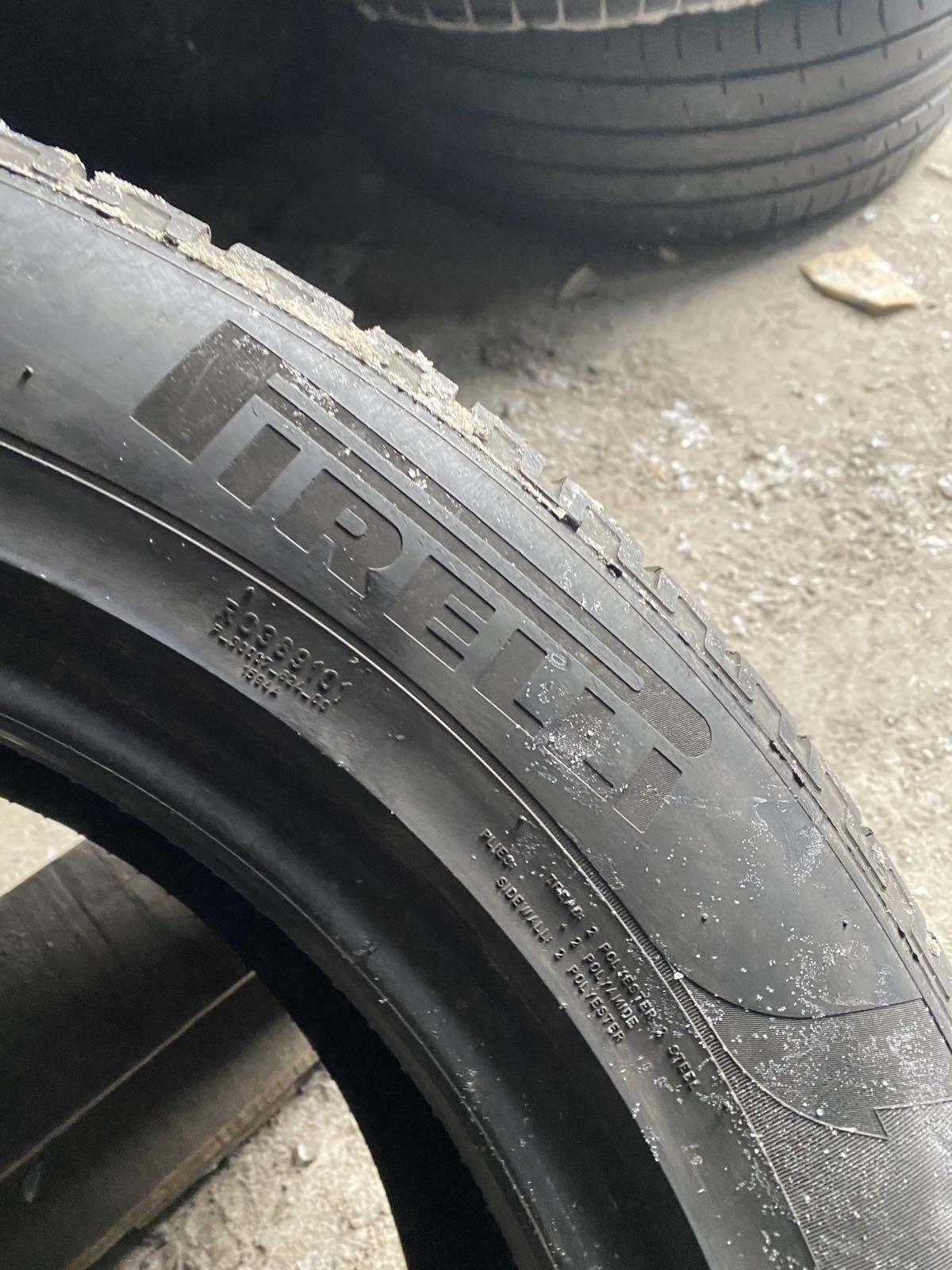 235.55.18 Pirelli 2шт зима БУ склад шины резина из Европы 55 R18