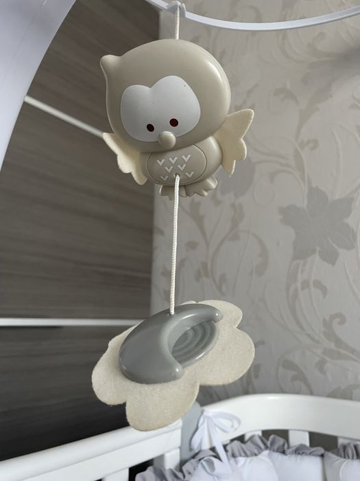 Музыкальный мобиль Infantino 3 в 1 с проектором Серый