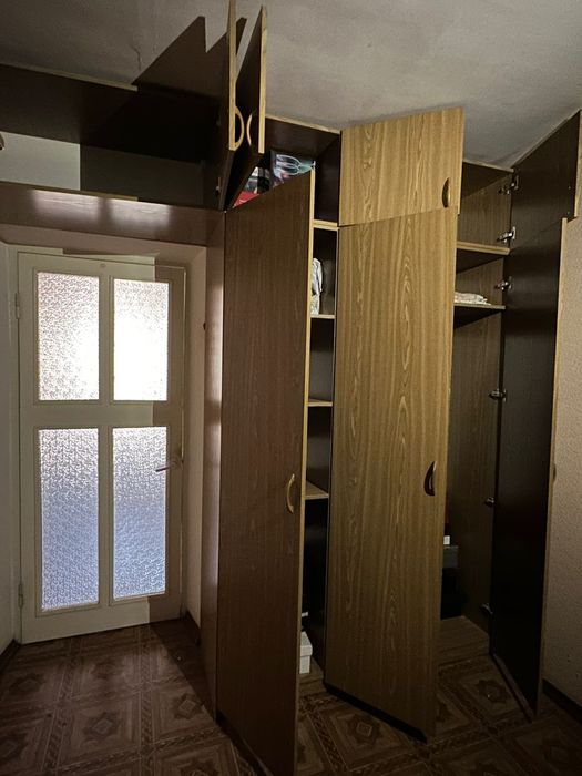 Шкаф с антрисолями