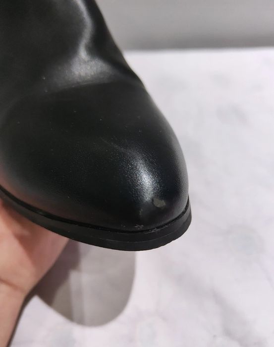 Czarne półbuty jazzówki botki sznurowane na obcasie rozmiar 38