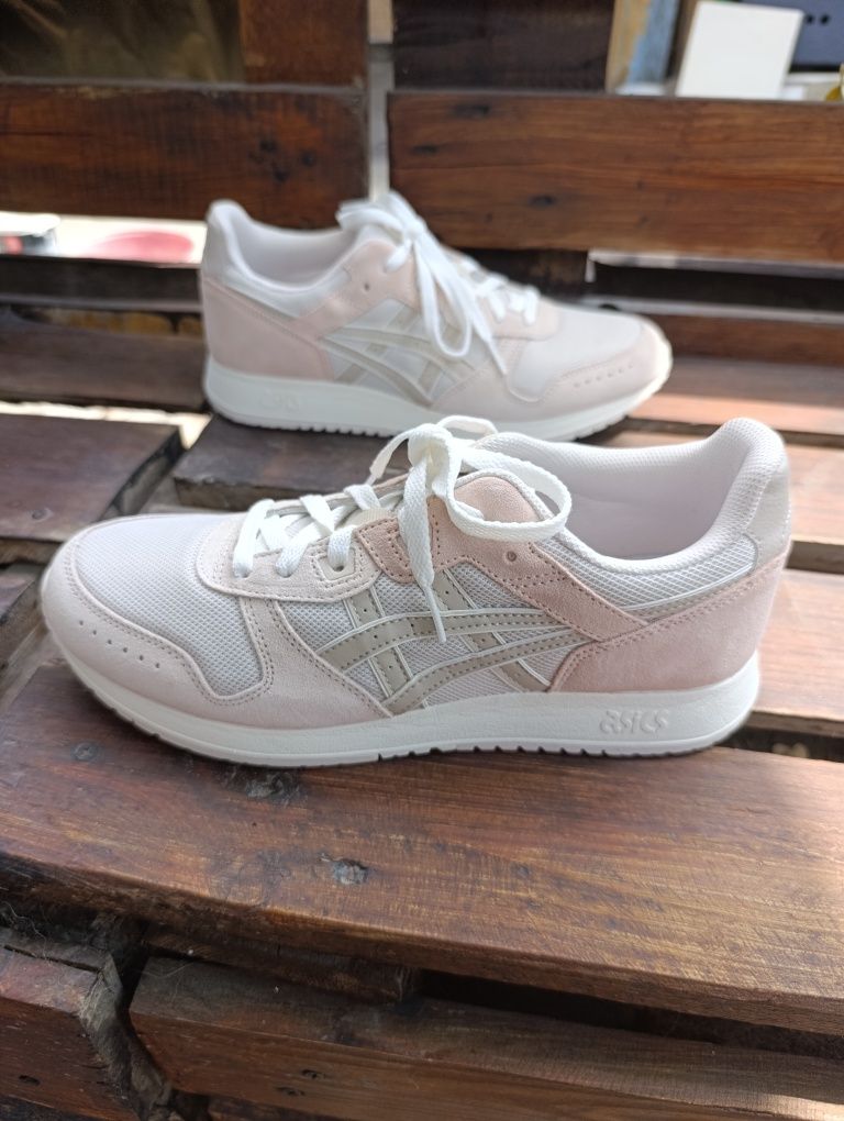 ASICS Lyte Classic original p.42 (26,5) нові