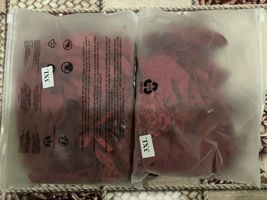 Продам два однакових пенюари