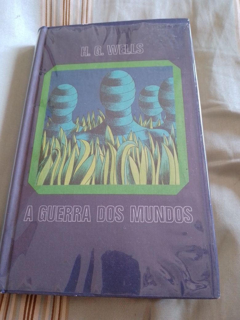 A Guerra dos Mundos-H.G.Wells-C.L.-1-edi.-5E.- Bola antiga-2E Desde 2E