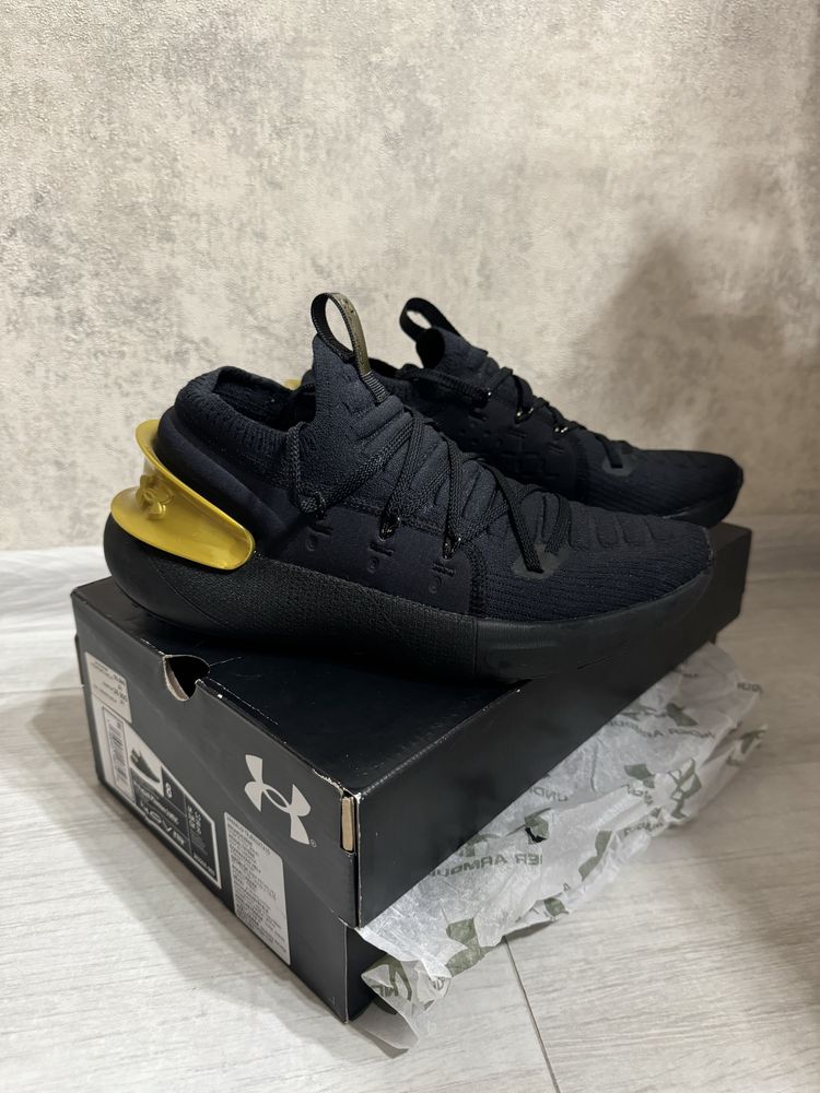 Оригинал кроссовки Under Armour HOVR Phantom 3 Metallic 39р 25см