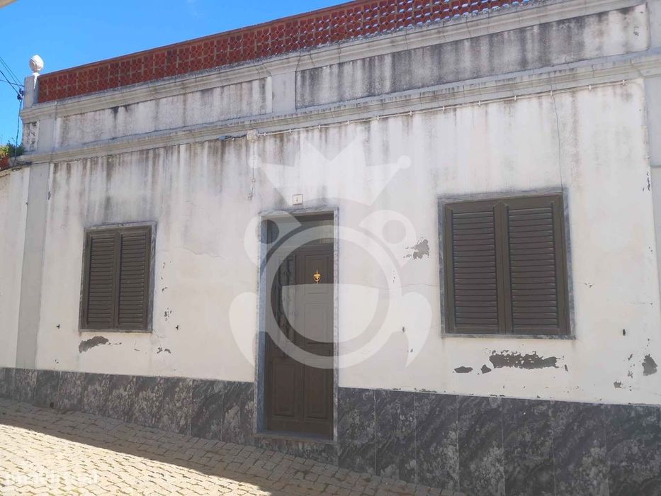 Moradia em Brinches - T5
