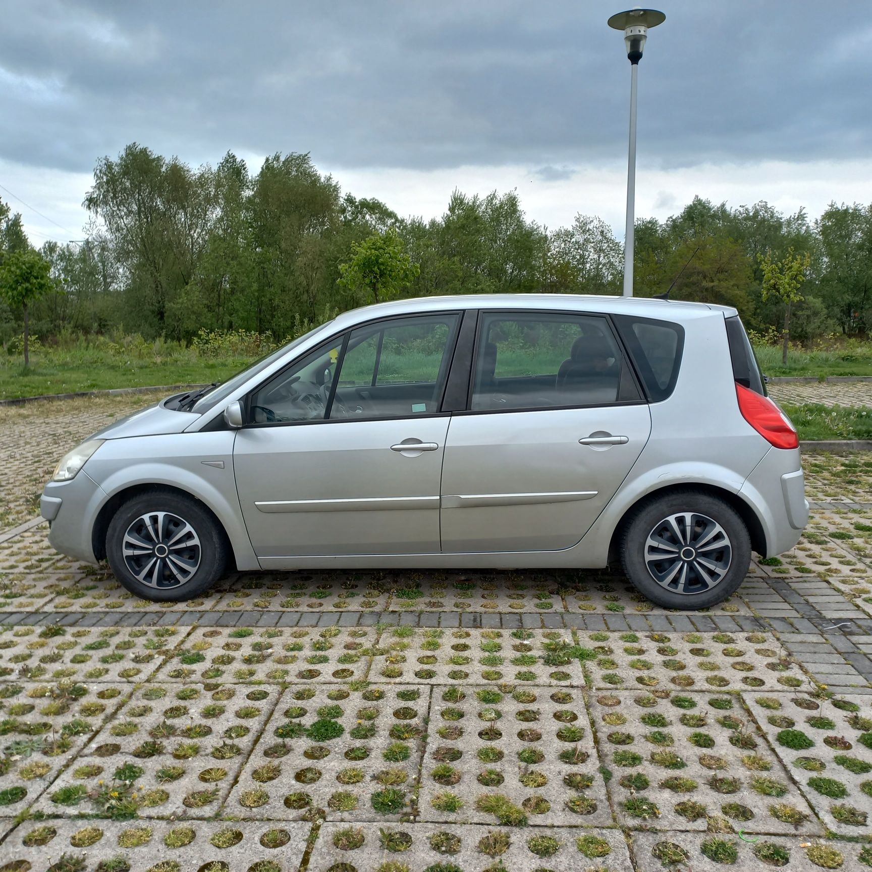 Renault Scenic 1,6 benzyna