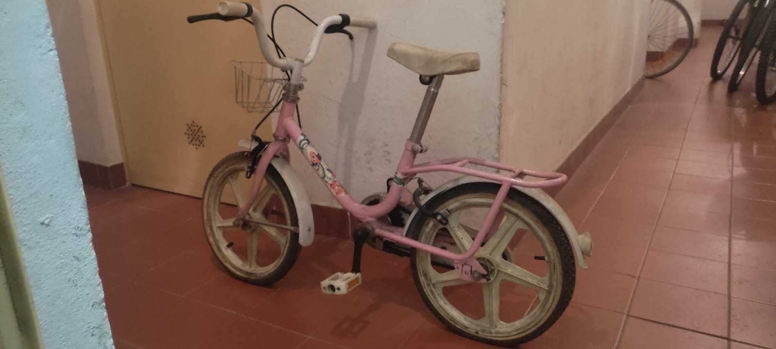 Bicicleta de criança Orbita para restauro