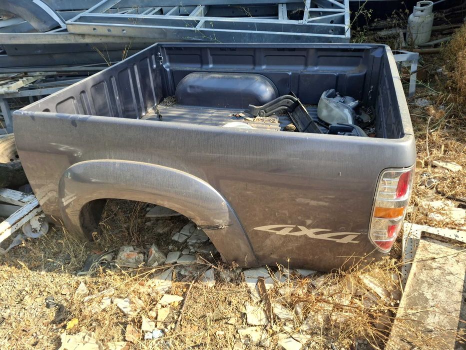 Caixa de Carga Mazda BT-50 Metal 2007 ate 2012.
