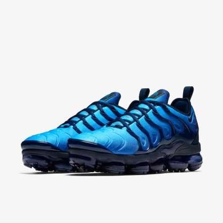 Nike vapormax plus obsidian