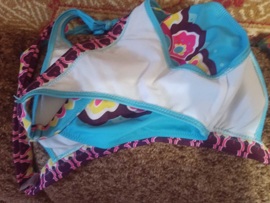 Купальник victoria secret m на худенькую девочку,оригинал