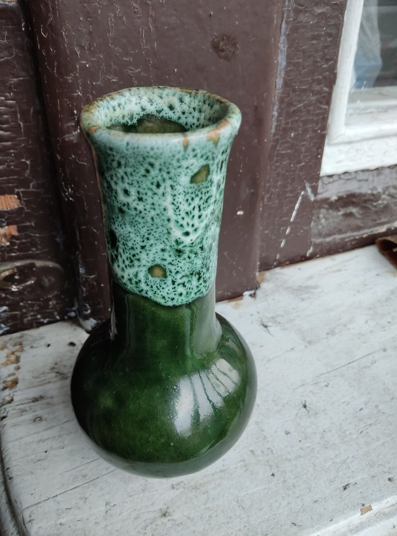Васильківська майоліка, керамічна ваза