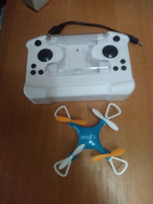 Міні дрон іграшка для дітей і особливо для дорослих!