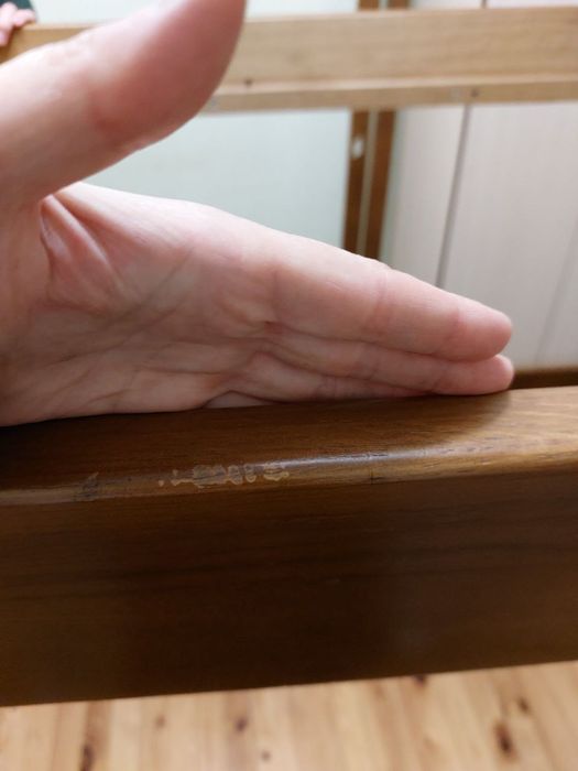 Продаю дубове двохярусне ліжко з двосторонніми матрасами(зима-літо)