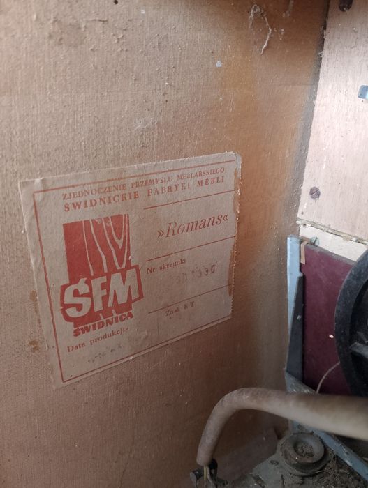 Świdnickie fabryki mebli radio lampowe Romans