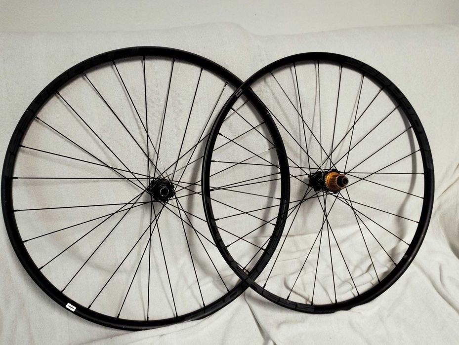 Vendo material de BTT