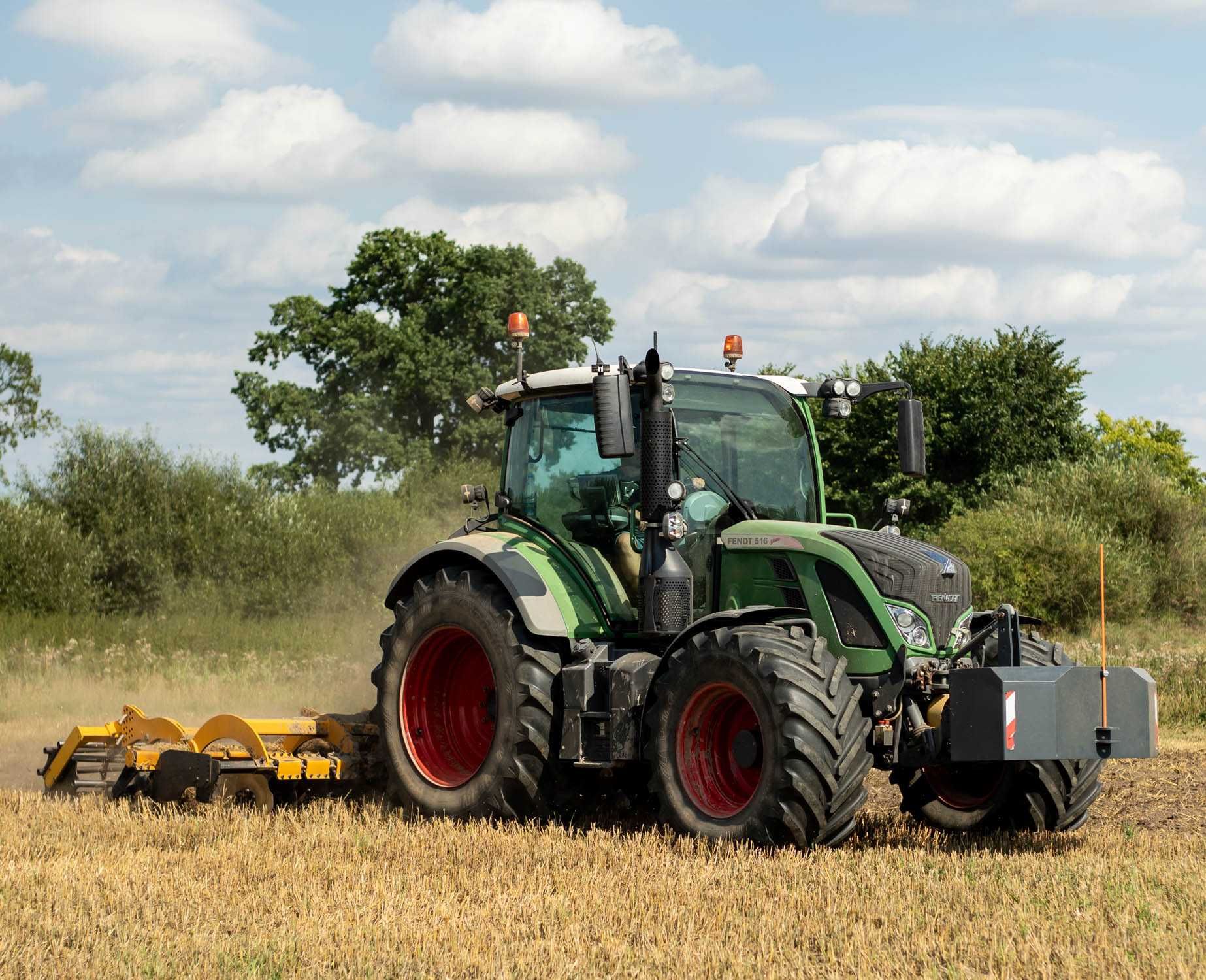 Wynajem ciągnika rolniczego Fendt/John Deere/Massey Ferguson