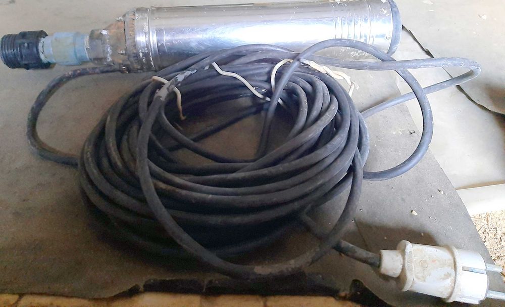 Продам глибинний насос для води