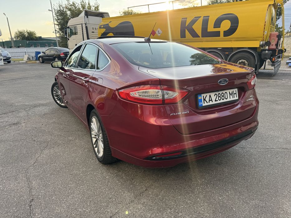 Ford fusion hybrid