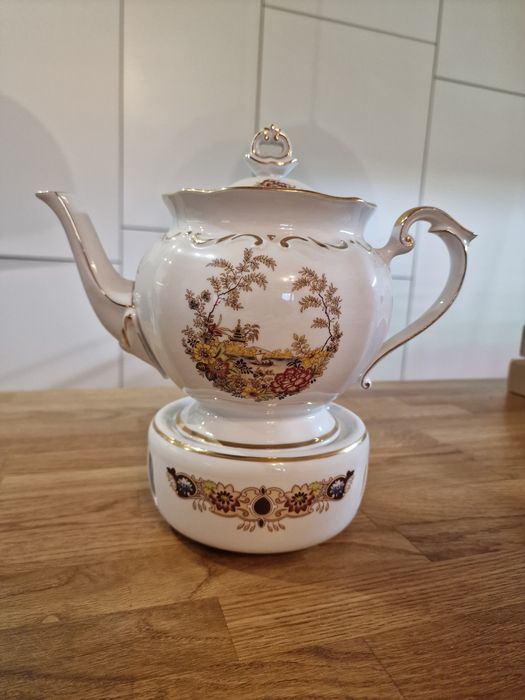 Dzbanek imbryk podgrzewacz Chodzież unikalny