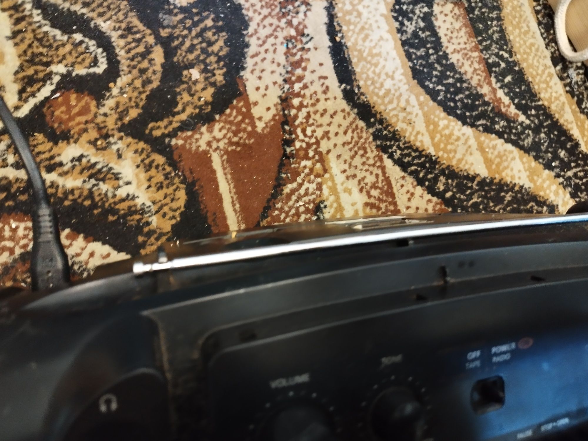 Radio Philips potencjometr trzeszczy