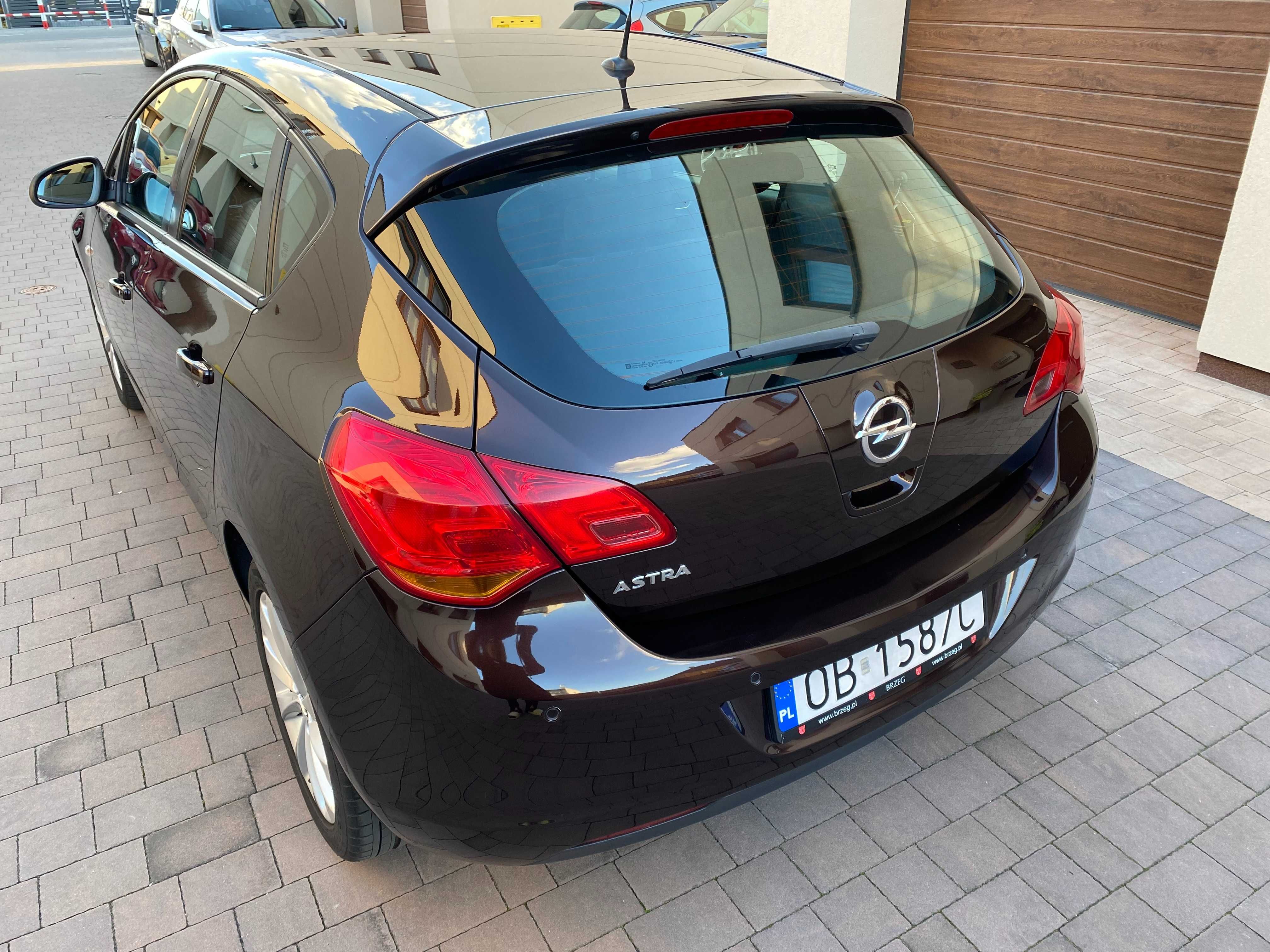 Sprzedam Opel Astra / LPG / Salon Polska
