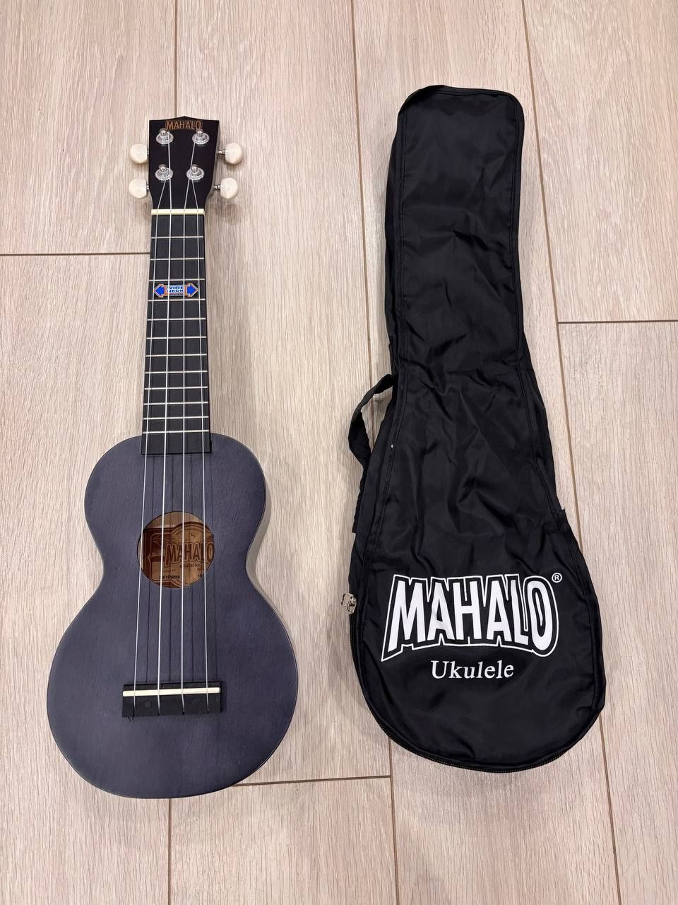 Укулеле   MAHALO