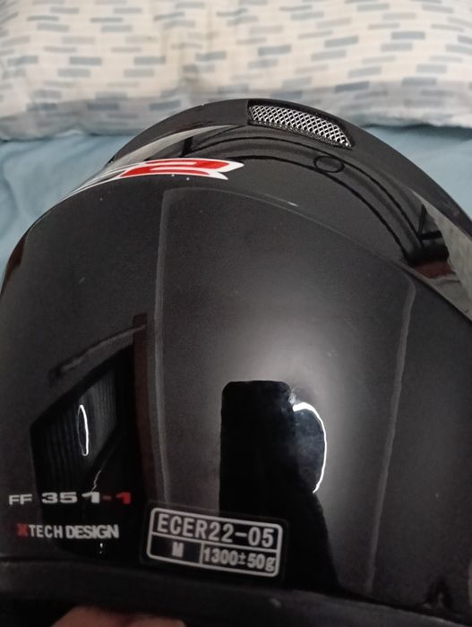 Capacete M 50€... ...
