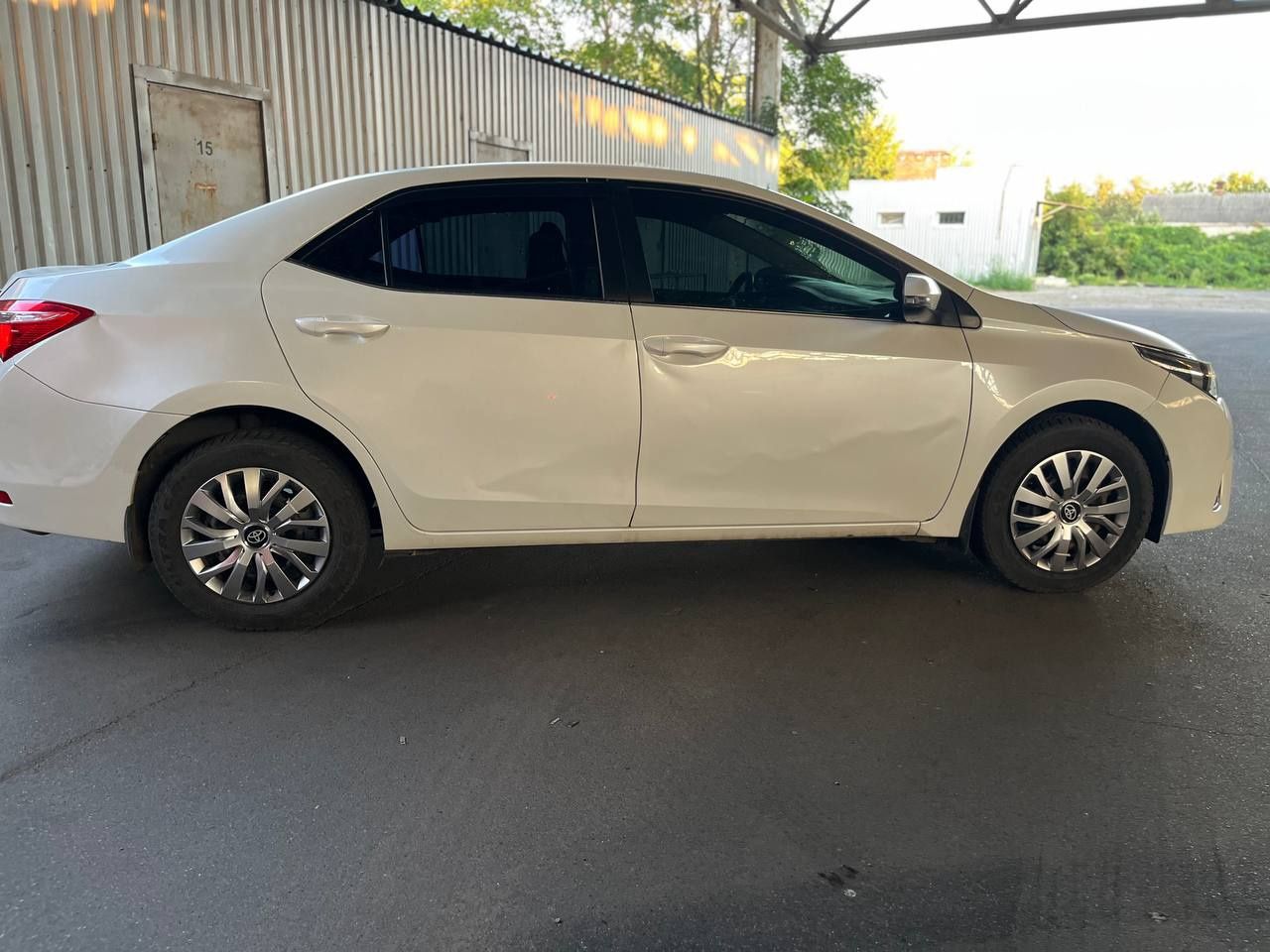 Toyota Corolla 1.6 газ/бенз. 2016