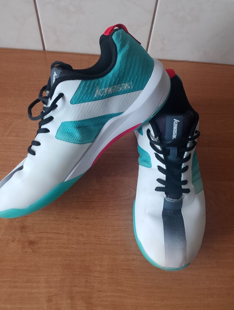 Buty sportowe męskie Kawasaki rozmiar 44 wkładka 27