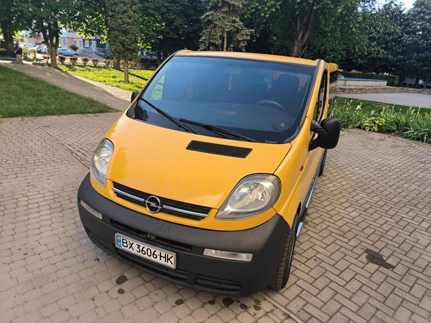 Opel Vivaro, 1.9 супер стан