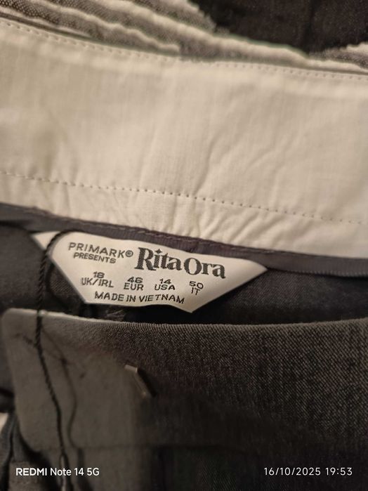 Calca larga Cinza Rota Ora Primark