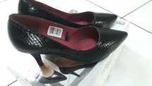 Buty 36 lakierki skóra węża