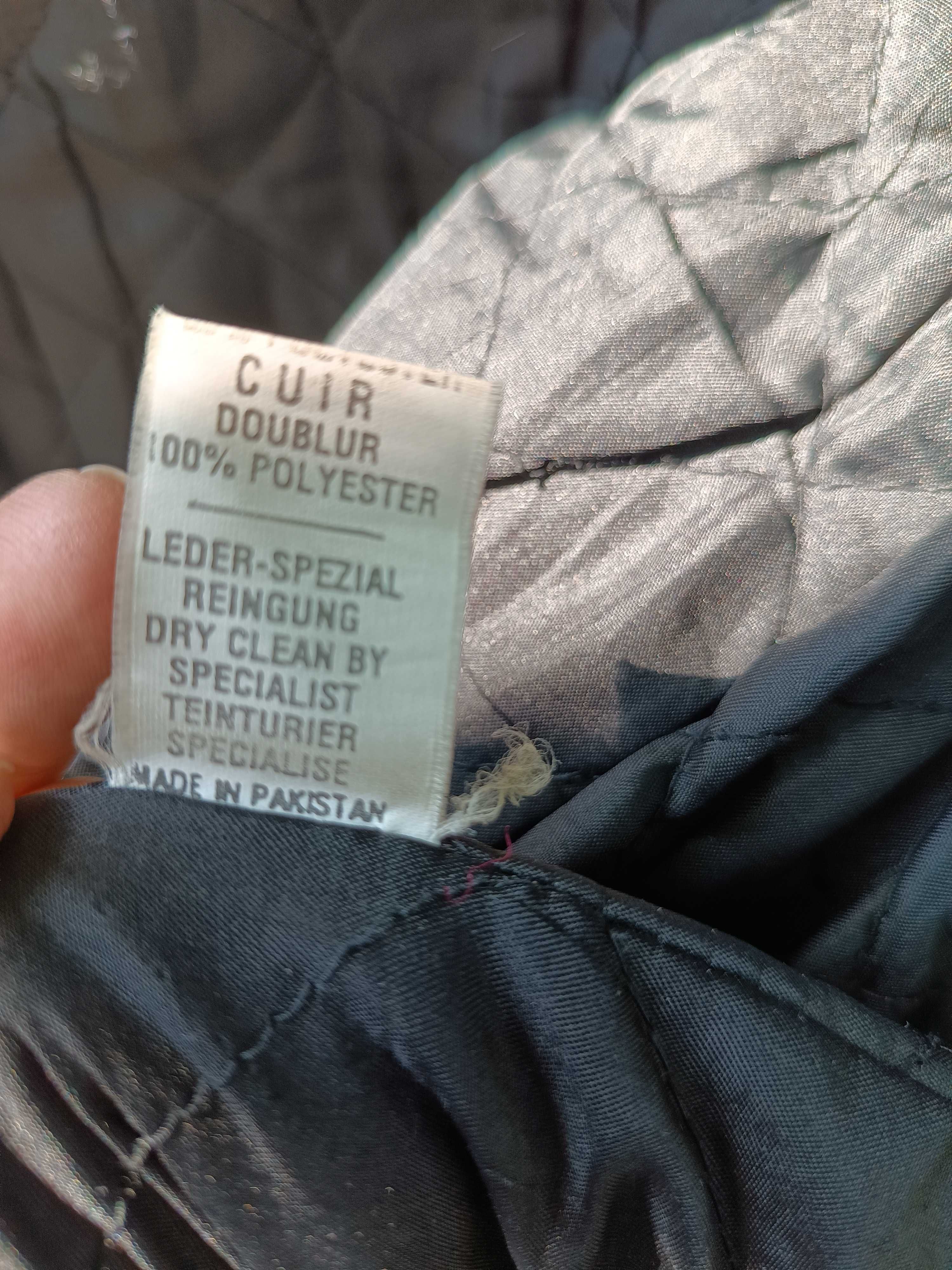 Czarny skórzany płaszcz męski na podszewce, PRL, rozmiar L/XL (52/54)